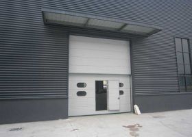  浙江工業(yè)提升門廠家,全國免費上門安裝服務(wù)！【廣州奇翔】